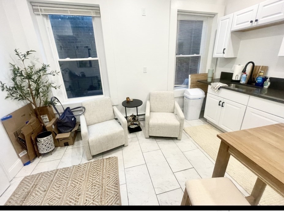 206 Hanover St. - North End
