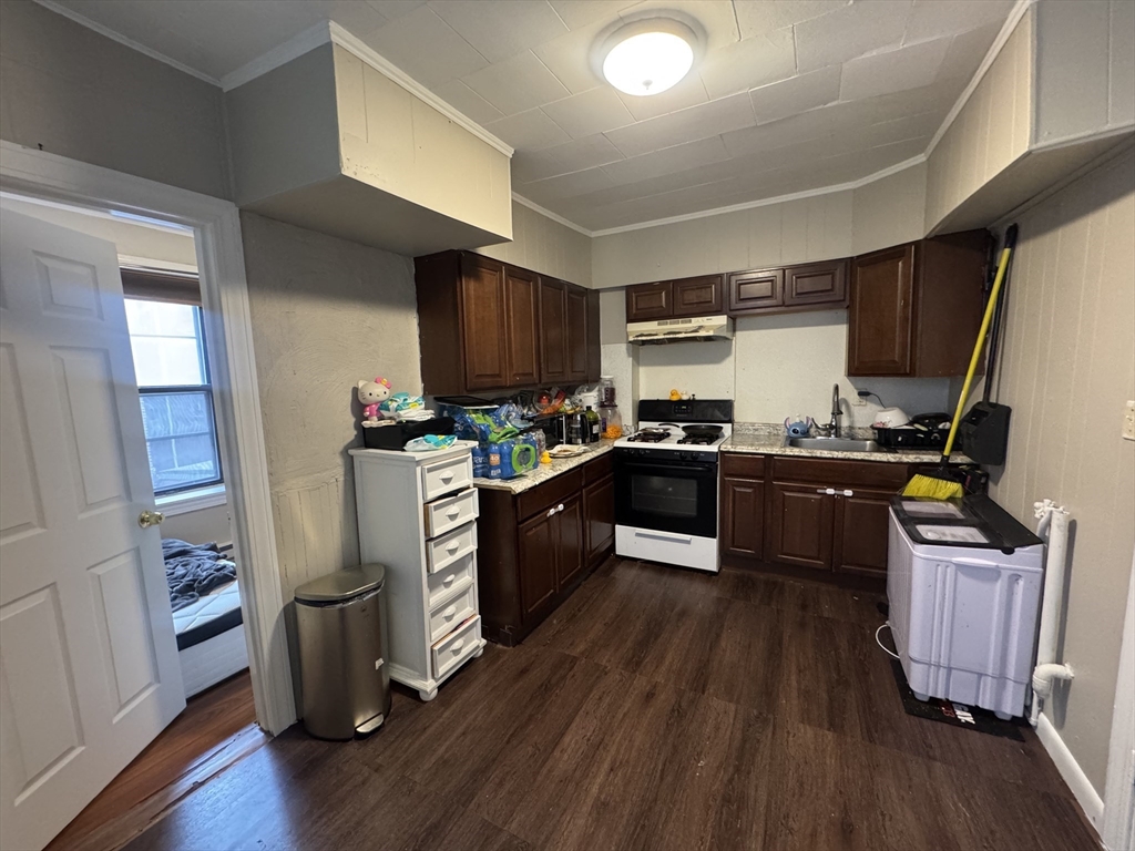 205 Endicott St. - North End