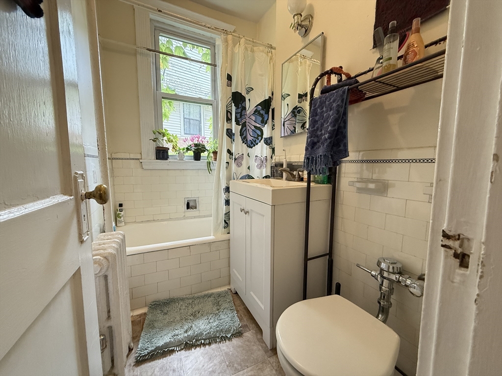 32 Sidlaw Rd. - Brighton