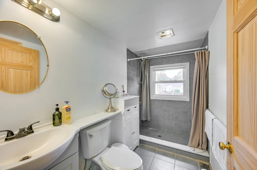 5 Dietz Ct. - Hyde Park