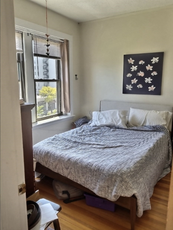 1382 Beacon - Coolidge Corner