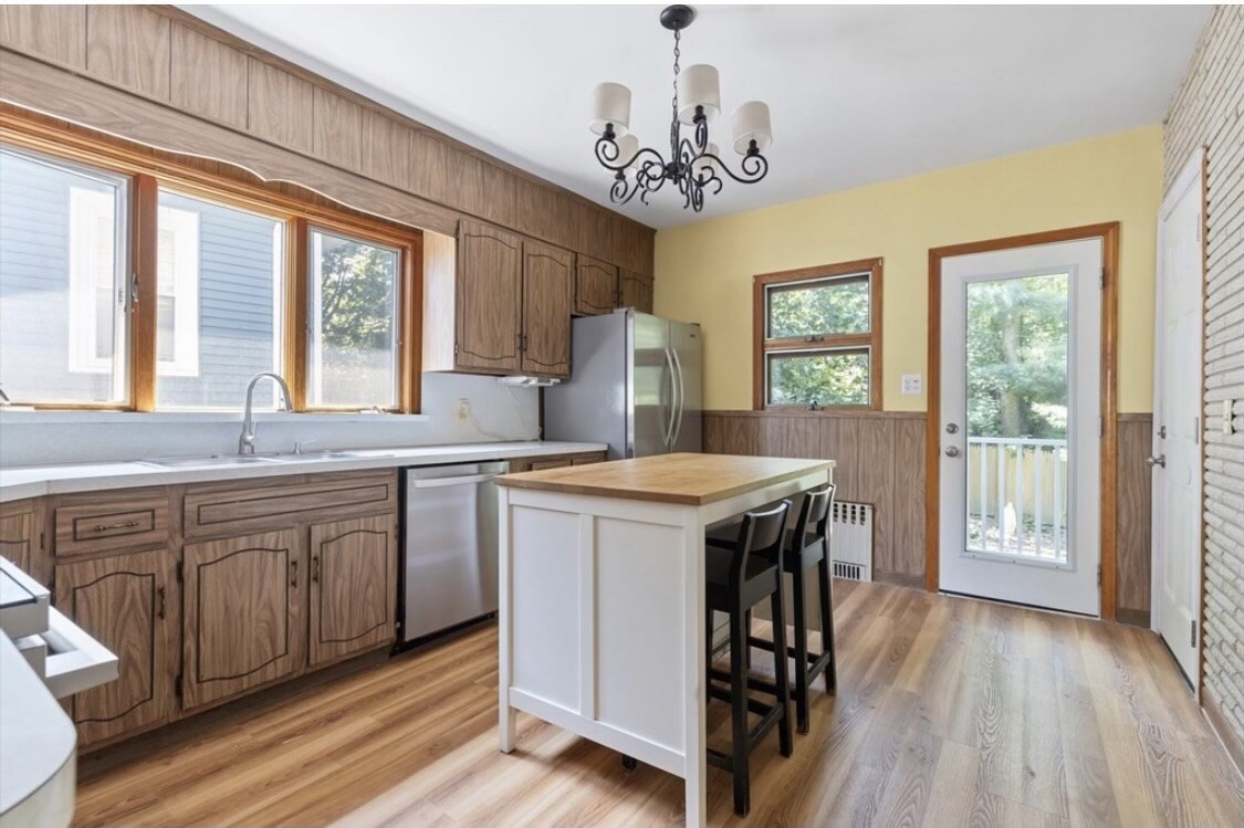 84 Brayton Rd. - Brighton
