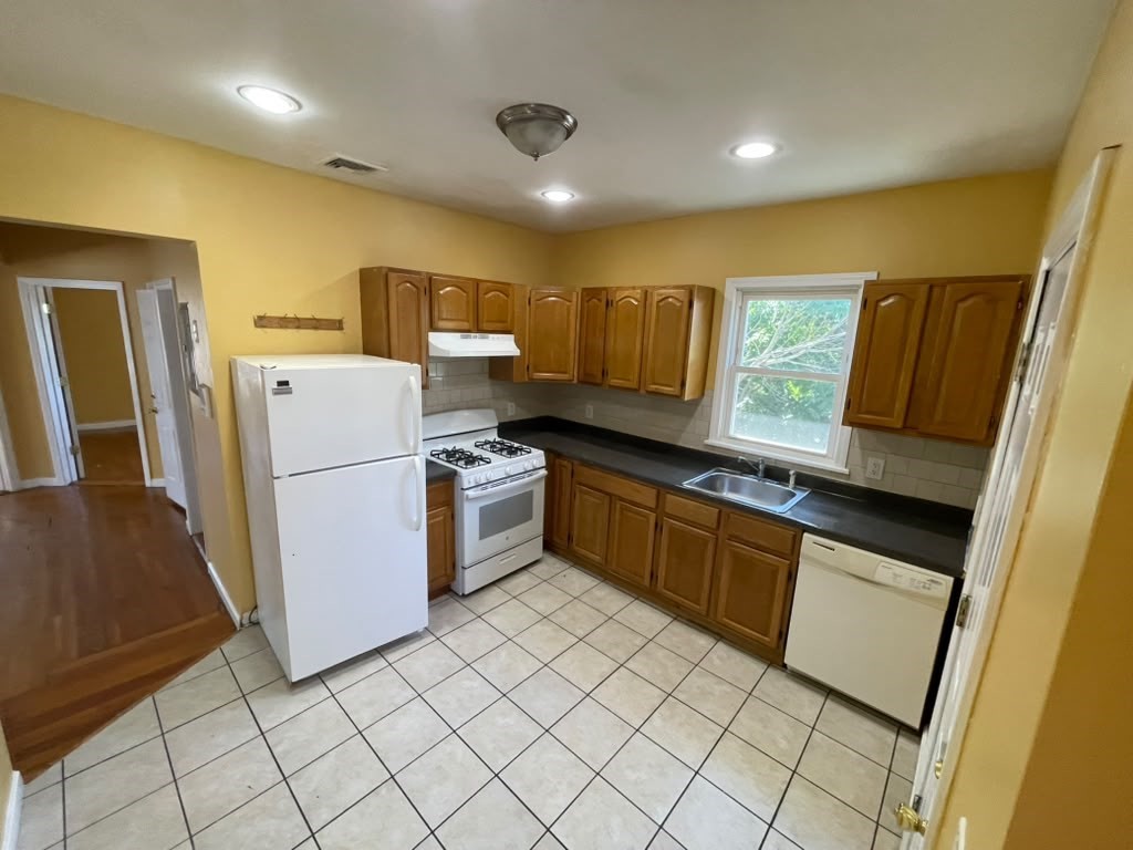 12 Harrow St. - Dorchester