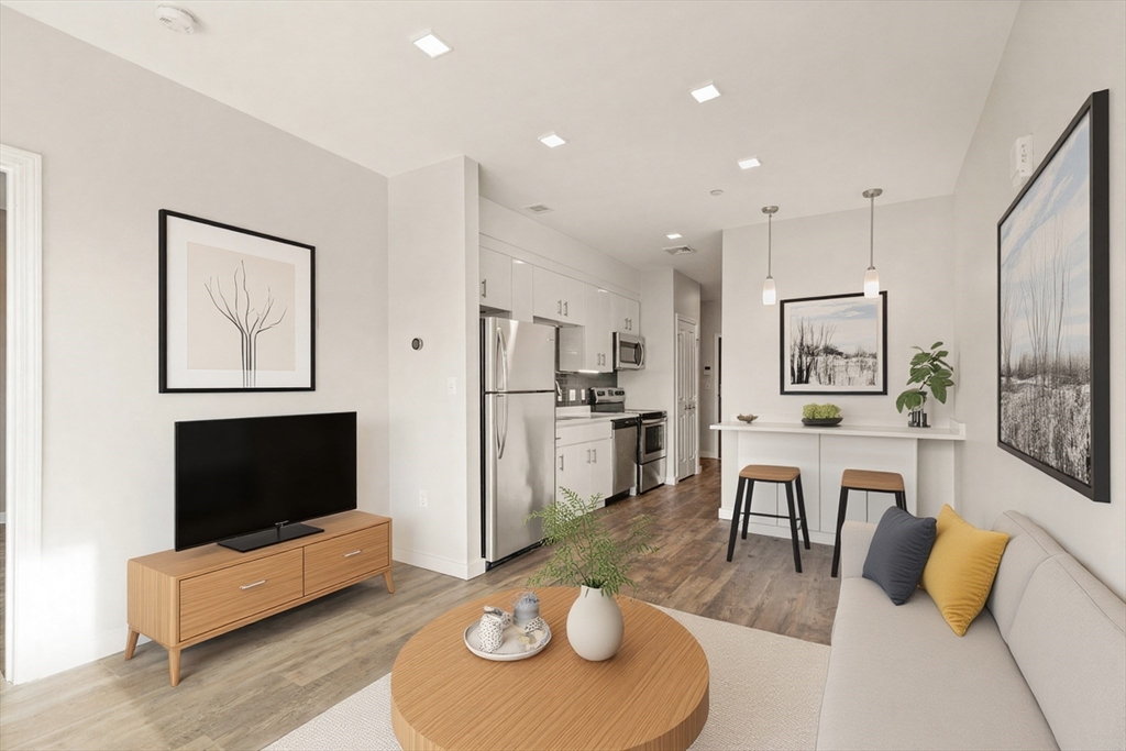 10 Essex St. - Central Square