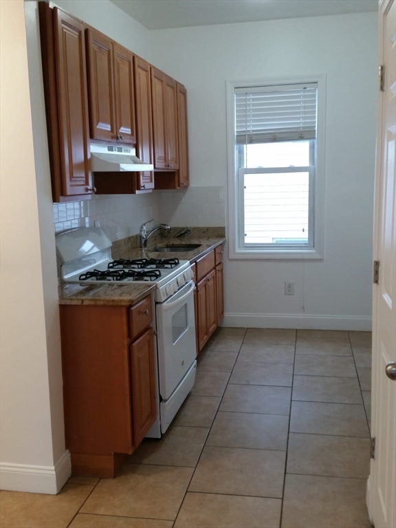 522 Saratoga St. - East Boston