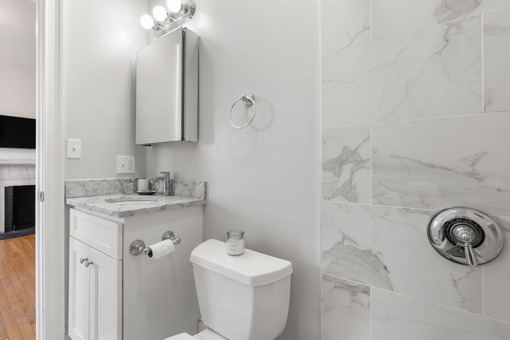 62 West Cedar St. - Beacon Hill