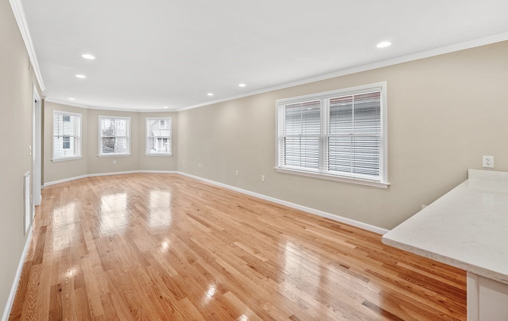 23 Richfield - Dorchester