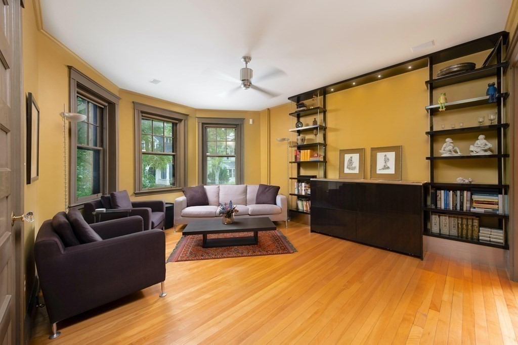 31 Linnaean St. - Harvard Square