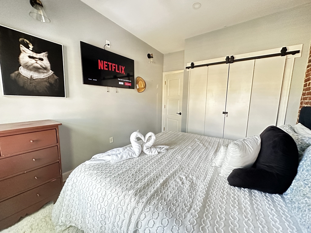 10 Pompeii St. - Roxbury