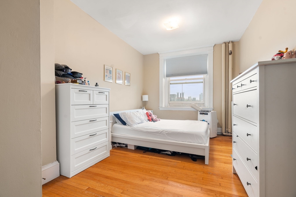 8 Garrison St. - Back Bay