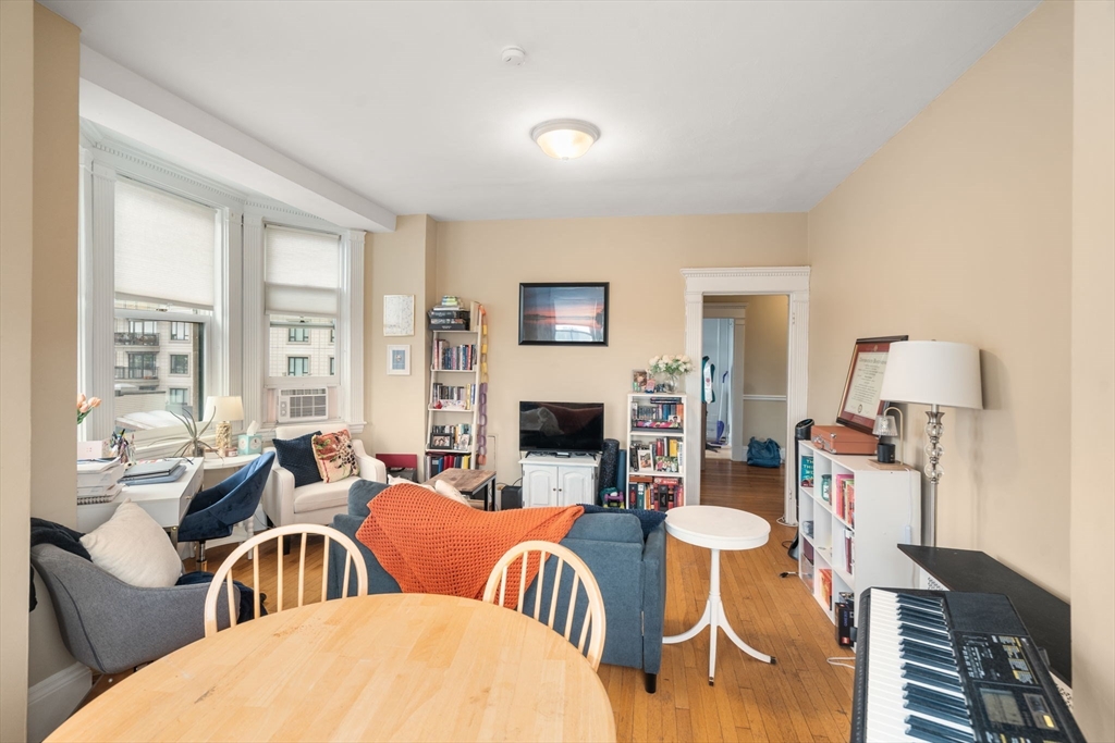 8 Garrison St. - Back Bay