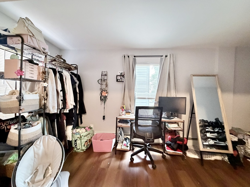 38 Woodford - Roxbury
