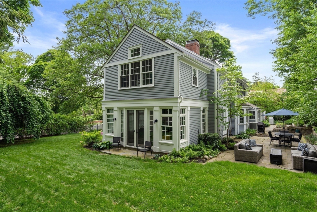 205 Brattle St. - West Cambridge