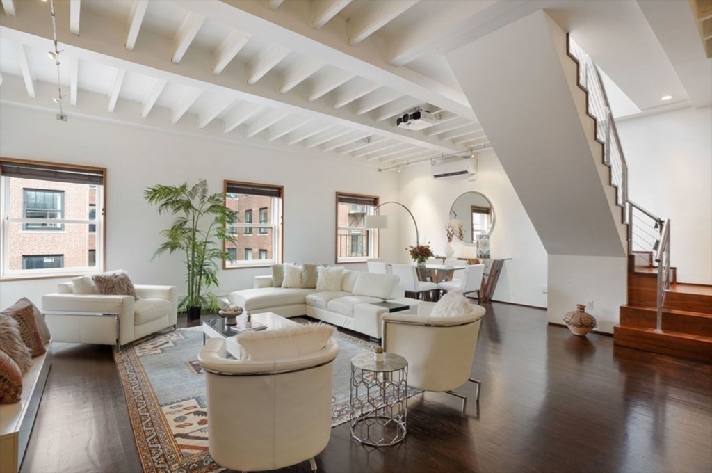 132 Commonwealth - Back Bay