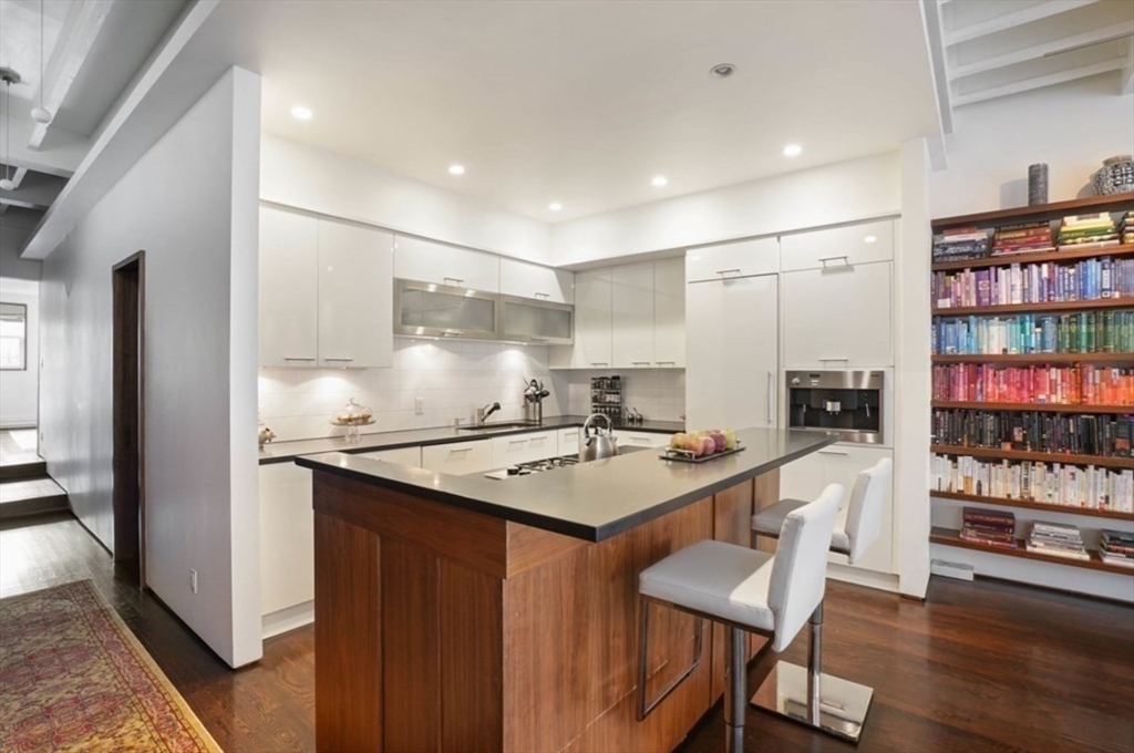 132 Commonwealth - Back Bay