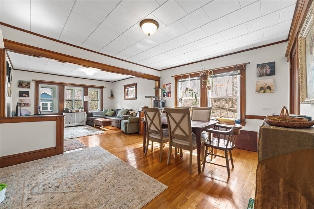 36 Dickinson Rd. - Brighton