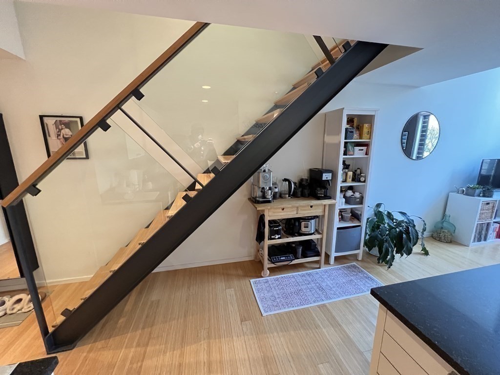 1 Earhart - East Cambridge