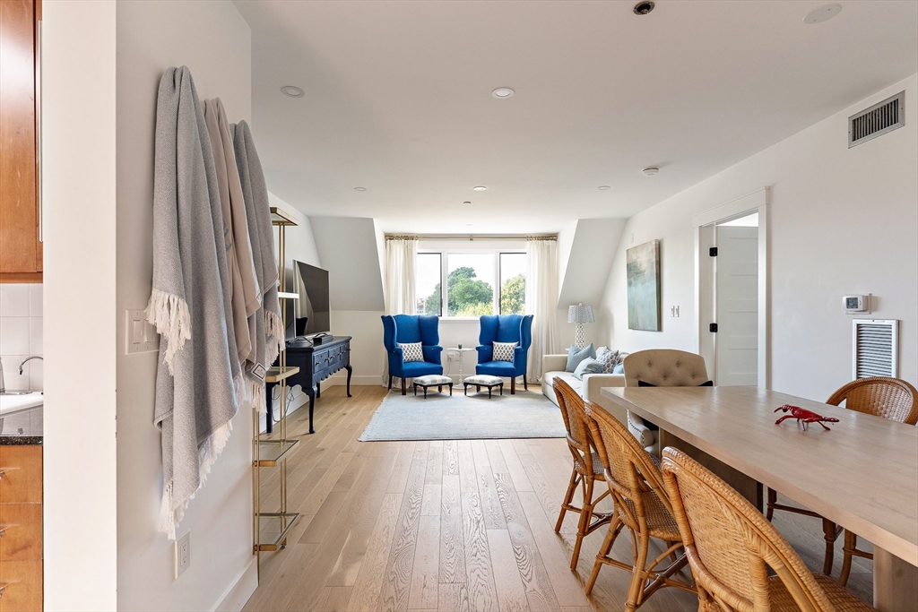 65 Chelsea St. - Charlestown