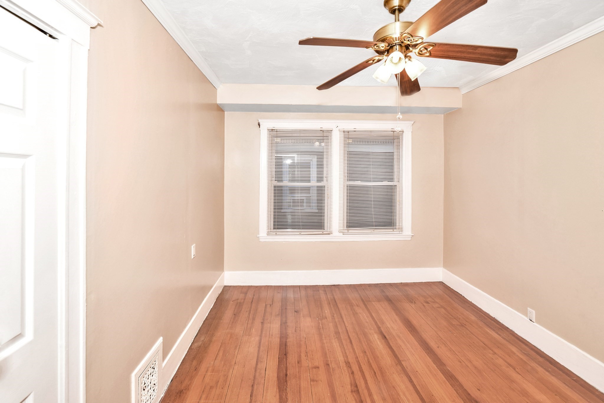 1877 Hyde Park Ave. - Hyde Park