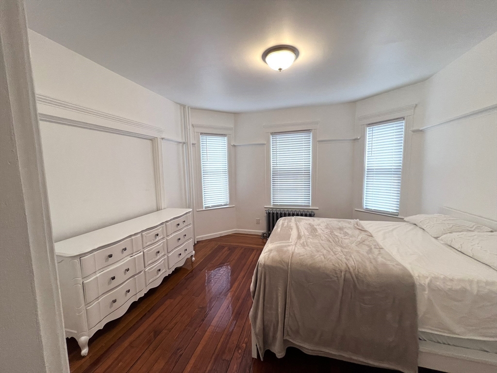 199 Brunswick - Roxbury