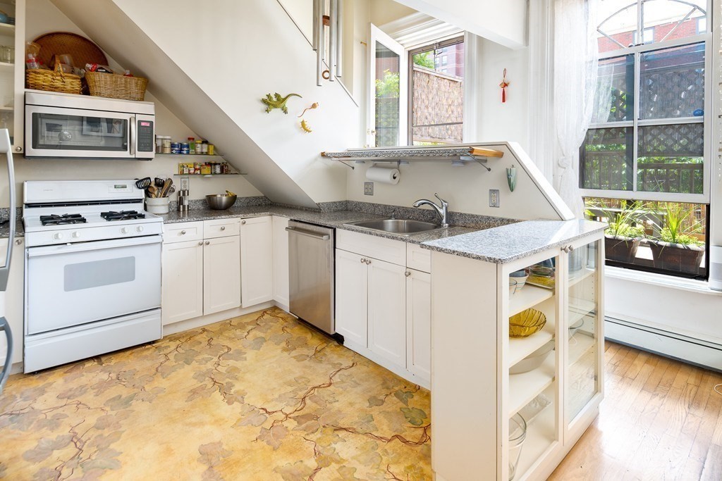 36 Upton St. - South End
