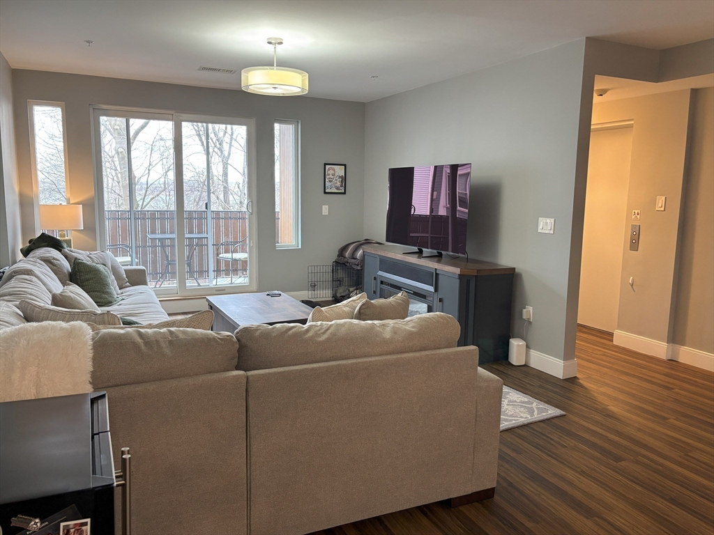 408 East 8th St. - South Boston