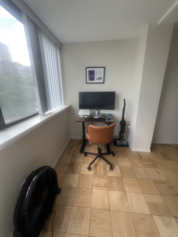 6 Whittier Pl. - West End