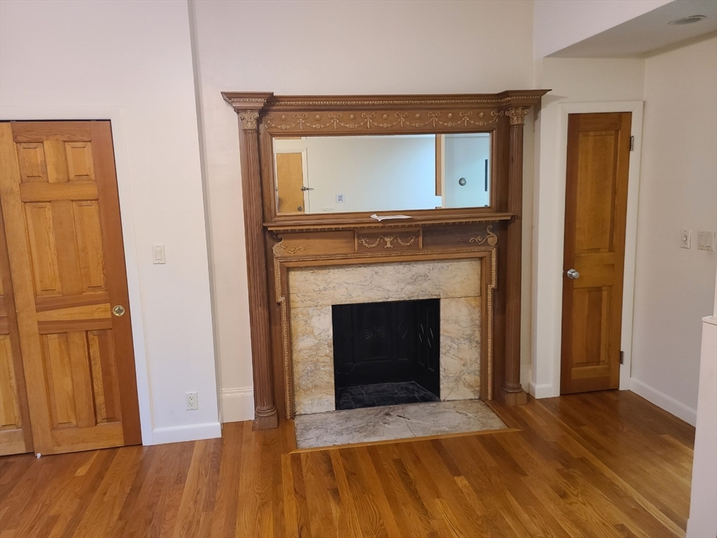 907 Beacon St. - Fenway