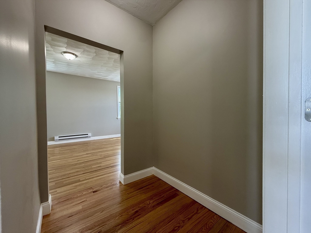 630 Metropolitan Ave. - Hyde Park
