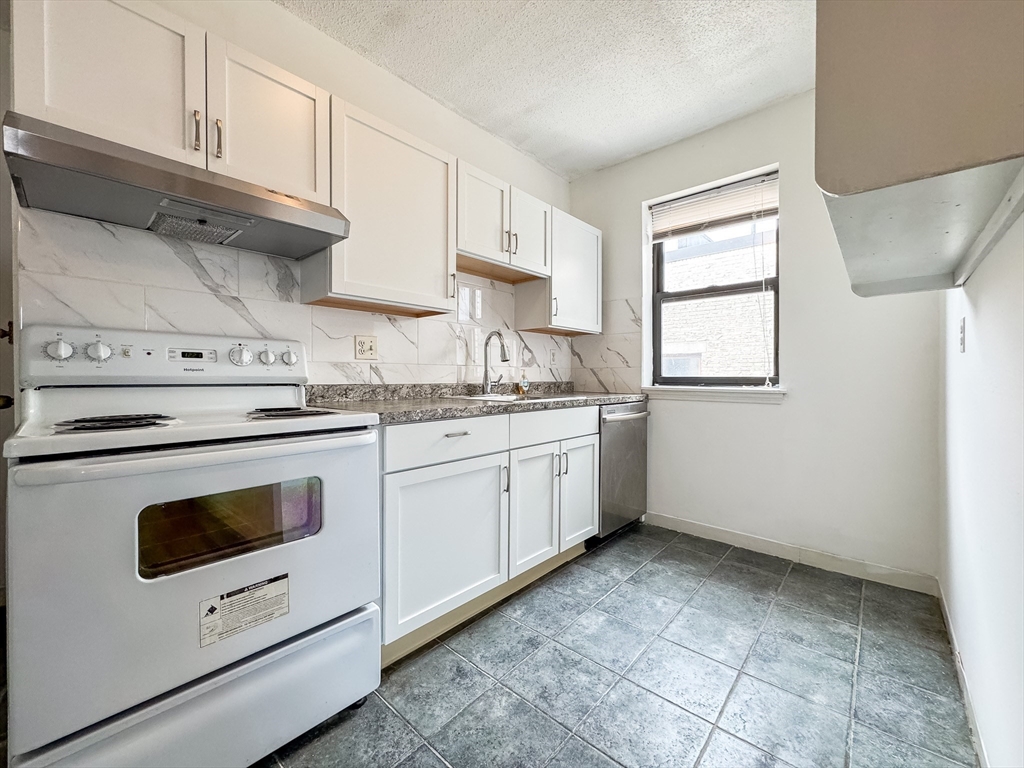313 Summit Ave. - Brighton