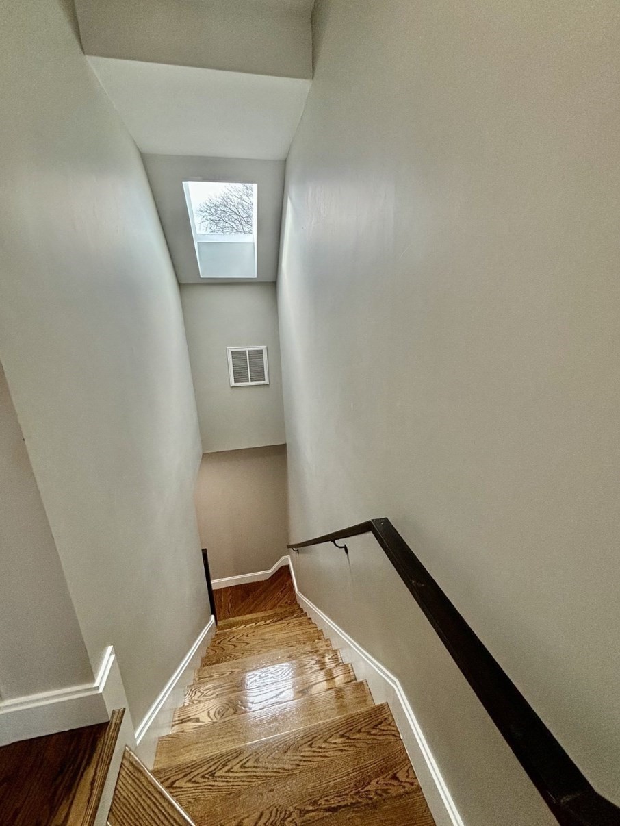 7 Webster - East Somerville