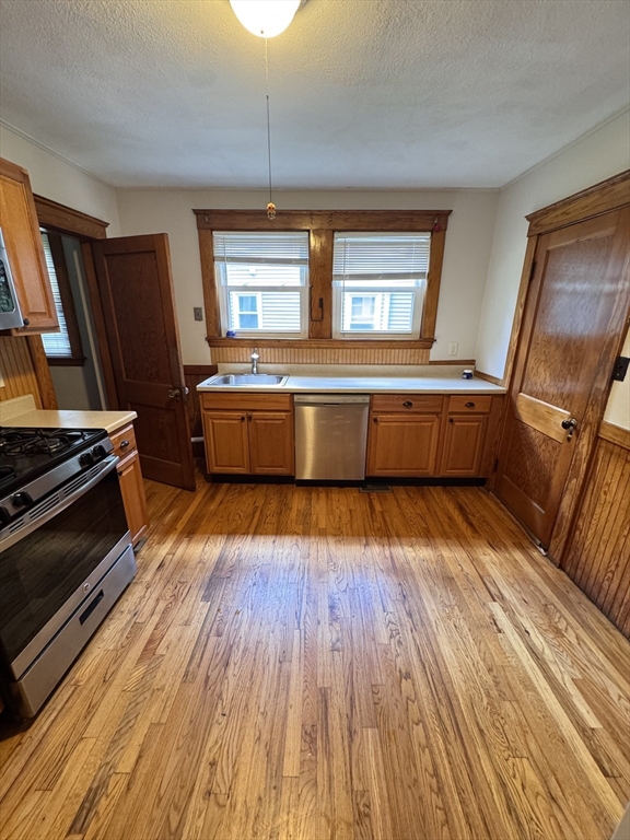 9 Herbertson Rd. - Jamaica Plain