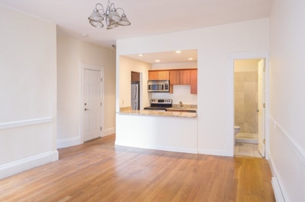 154 Newbury St. - Back Bay
