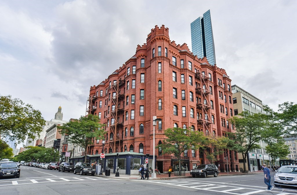 271 Dartmouth St. - Back Bay