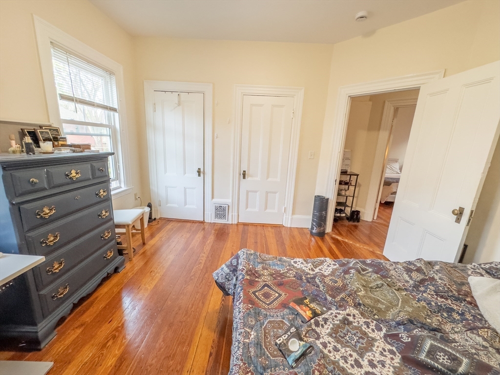 11-13 Wendell St. - Agassiz