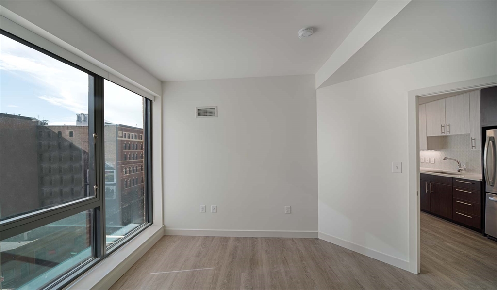 1 Canal St. - North End