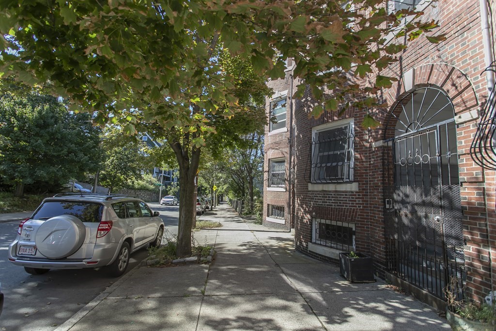 101 Cedar St. - Roxbury