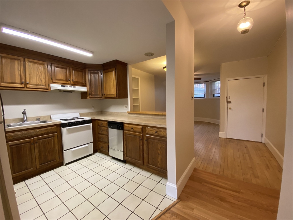 399 Massachusetts Ave. - South End