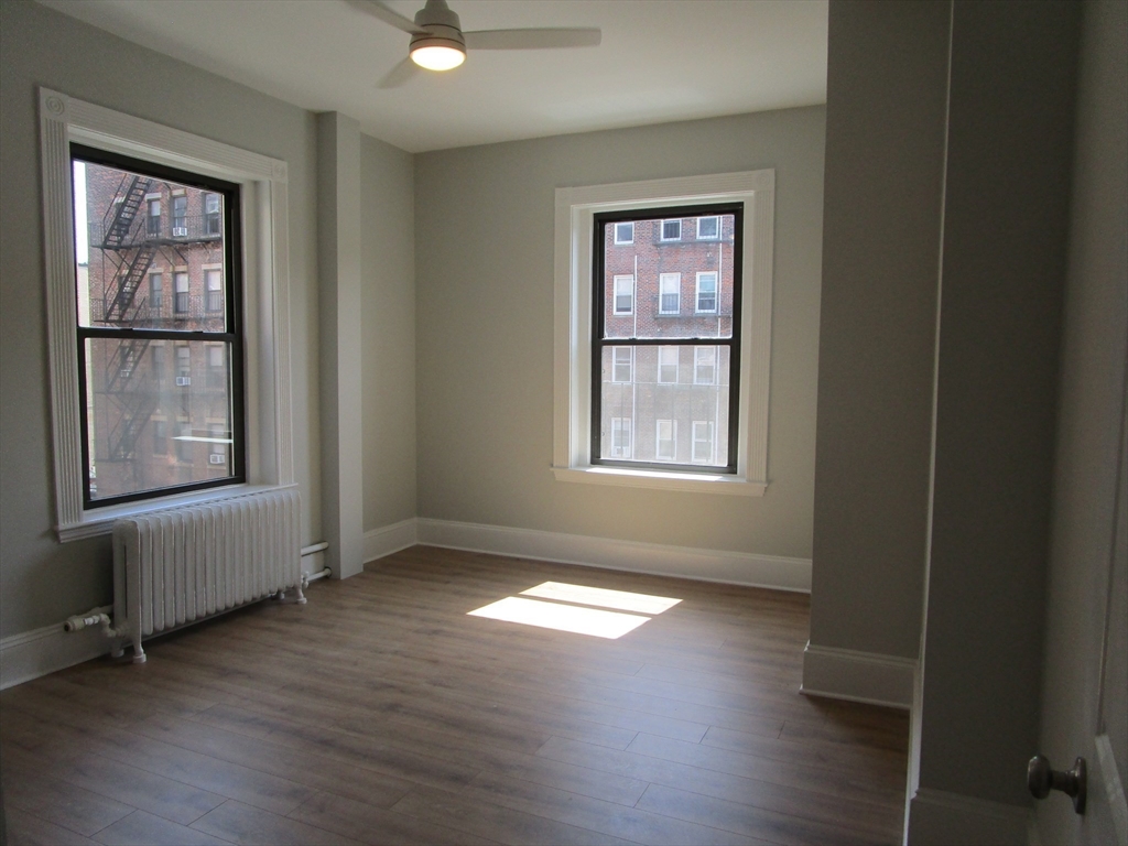 24 Peterborough - Fenway