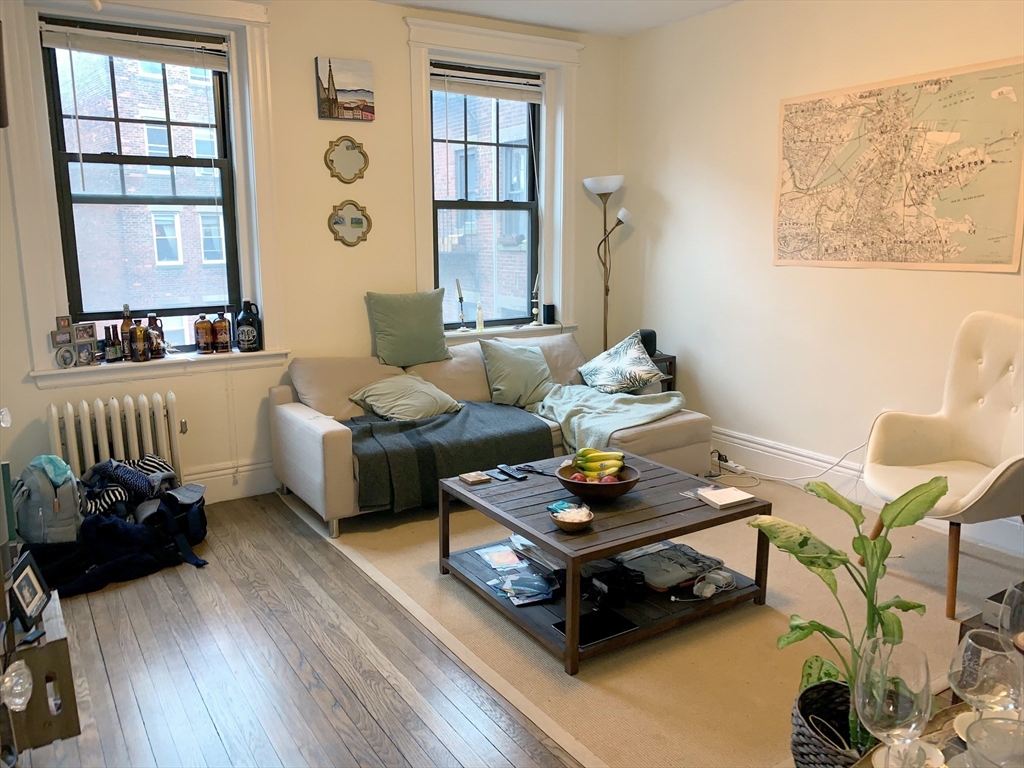 60 Queensberry - Fenway