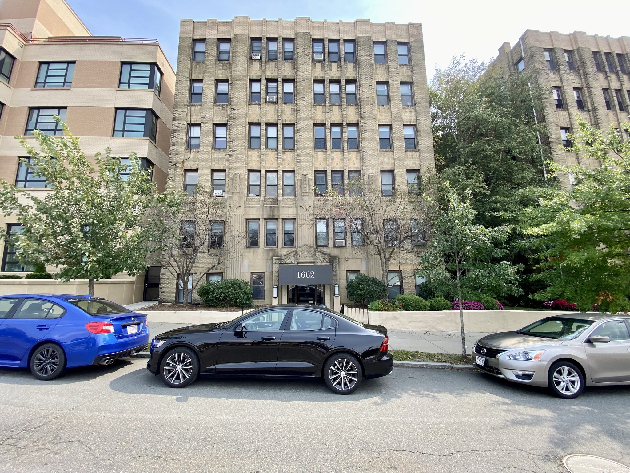 1662 Commonwealth Ave. - Brighton