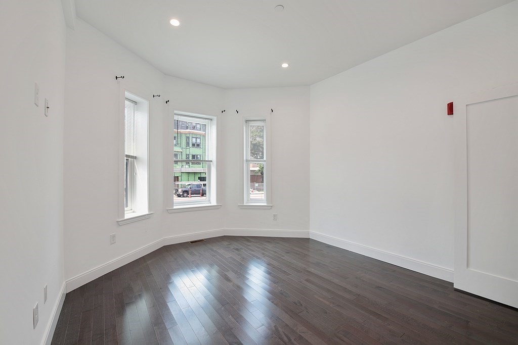 134 Warren St. - Roxbury