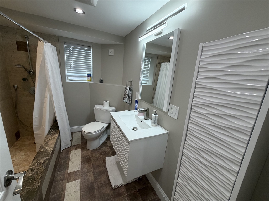 44 Broadlawn - Boston