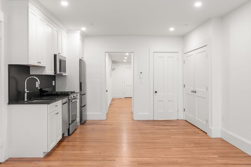 389 Commonwealth Ave. - Back Bay