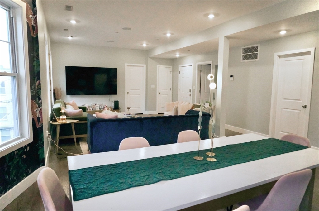 71 Ruthven St. - Jamaica Plain
