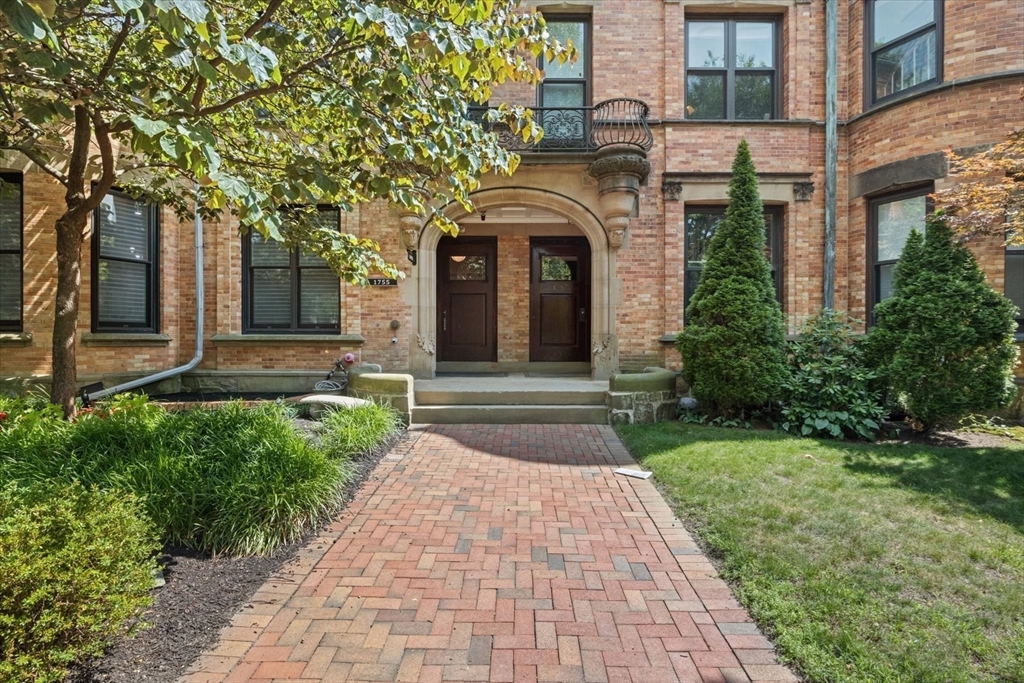1757 Beacon - Brookline