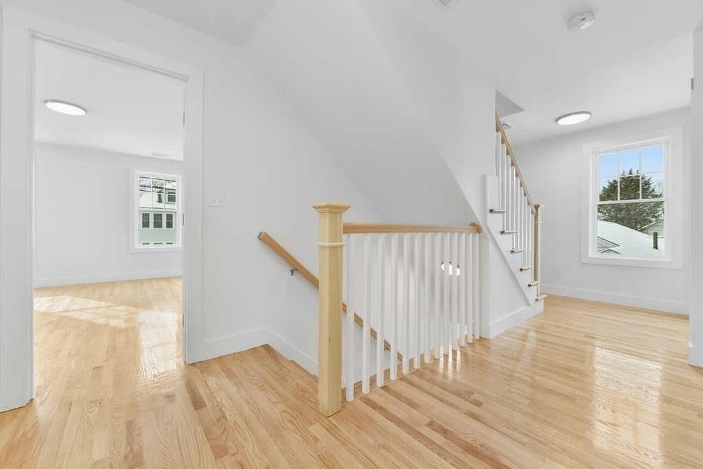 62 West Milton St. - Hyde Park