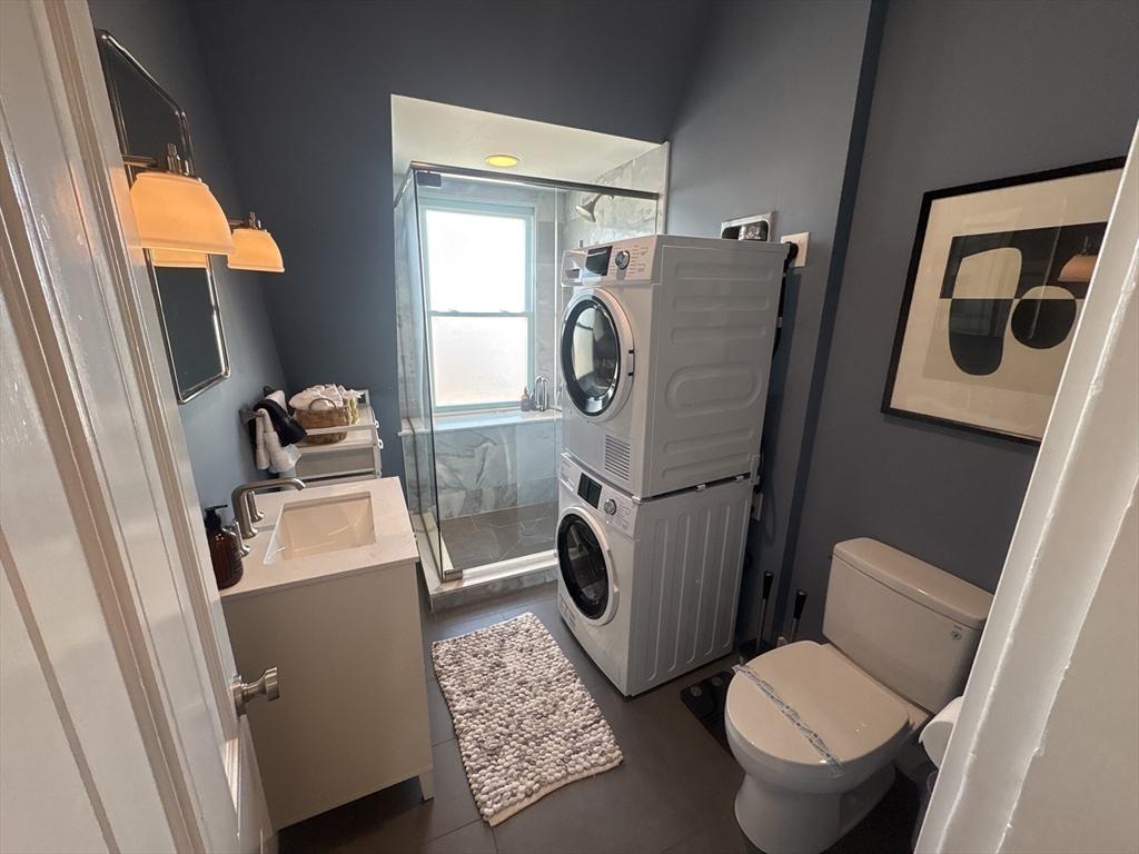 137-3 Walnut - Brookline Village