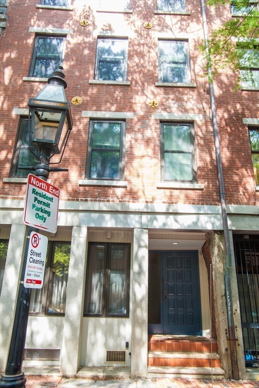 146 Commercial St. - North End