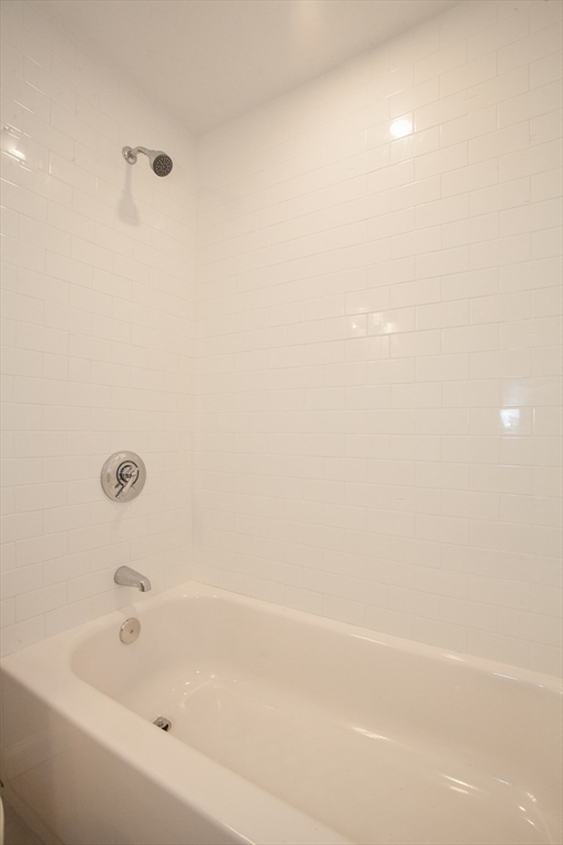 146 Commercial St. - North End